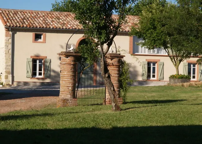 Nyaraló Le Majeste *